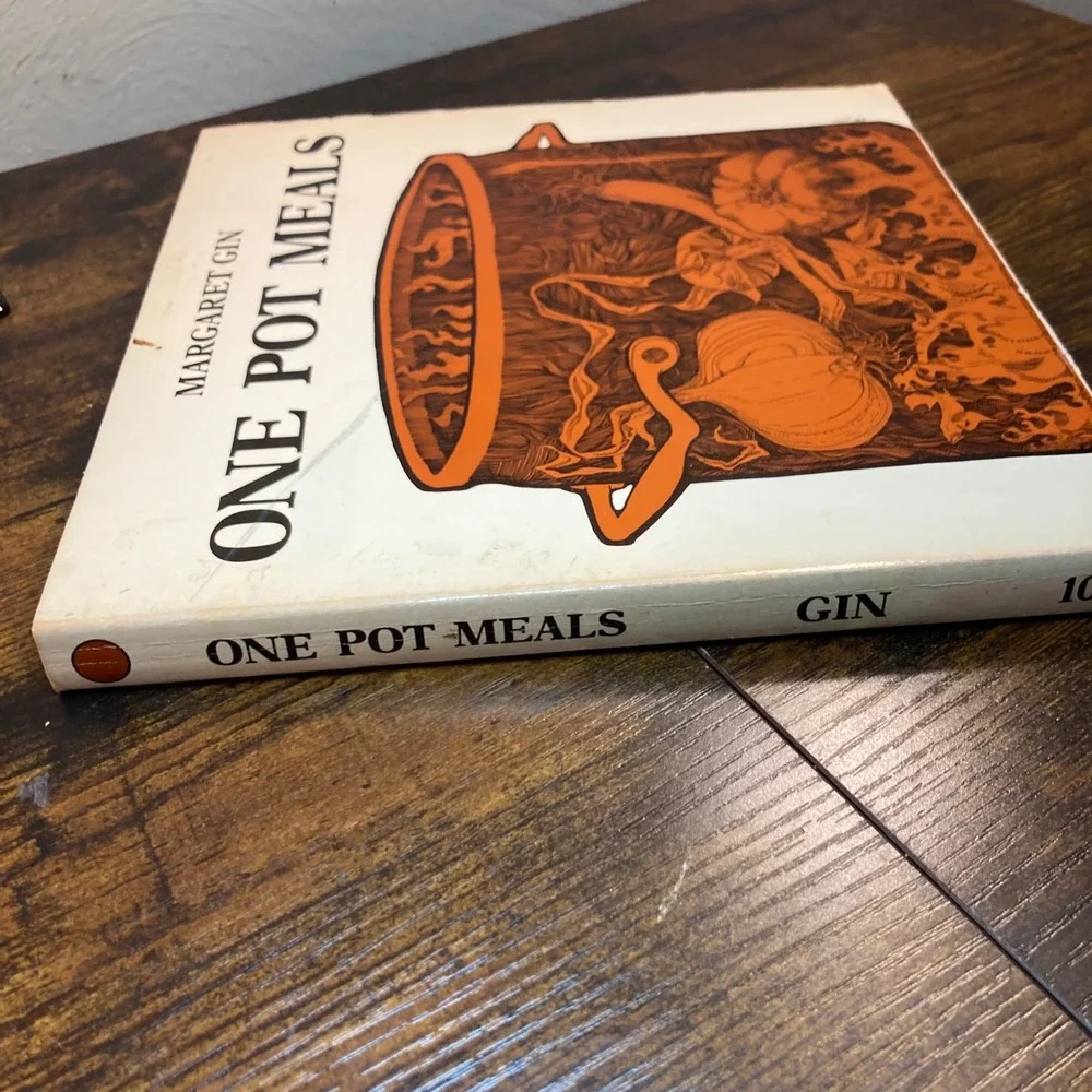 One Pot Meals Margaret Gin 1976 Vtg Cookbook Slow Cooker Wet Clay Dutch Oven Wok
